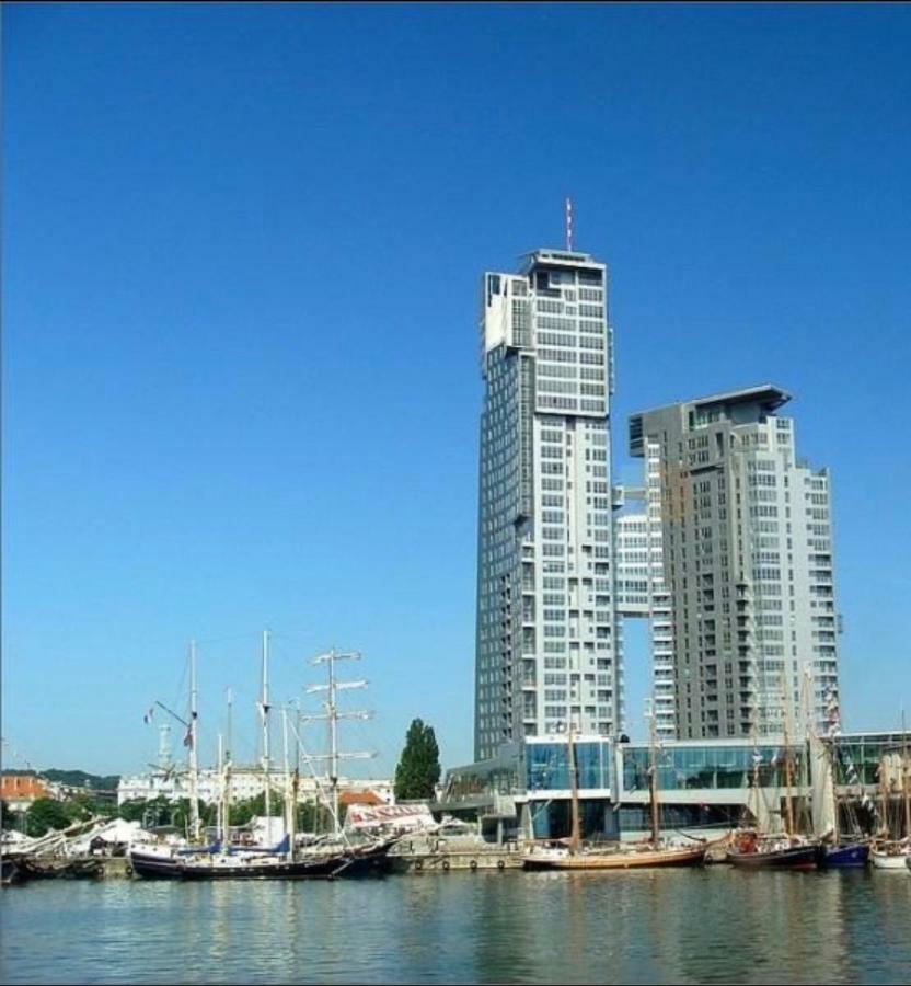 Apartament Sea Towers View Gdynia Buitenkant foto